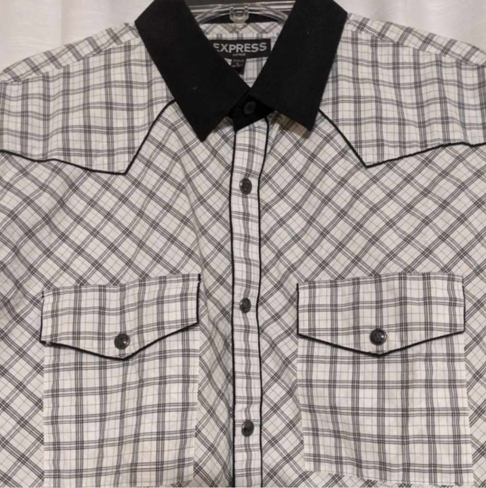 EUC Express Country Western Pearl Snap Button Down Shirt with Black Collar